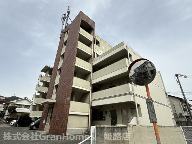 ハイツ柳井の外観