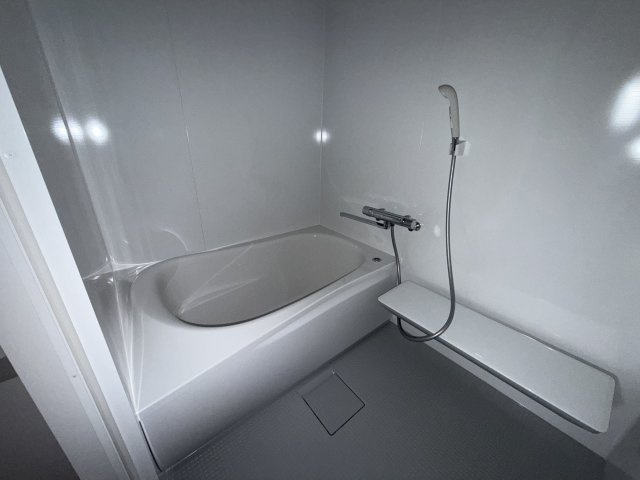 ハイツ柳井の浴室