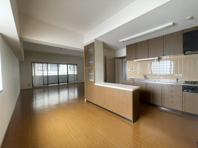 ピアグランデ順慶町の居間・リビング