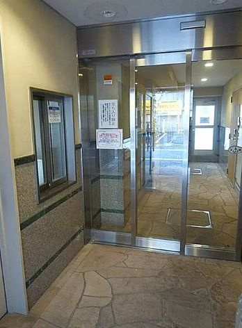 プレールドゥーク新宿曙橋のエントランス|プレールドゥーク新宿曙橋