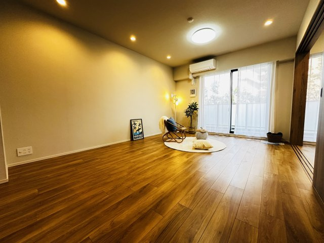 グレーシア湘南平塚海岸の居間・リビング