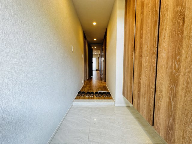 グレーシア湘南平塚海岸の玄関