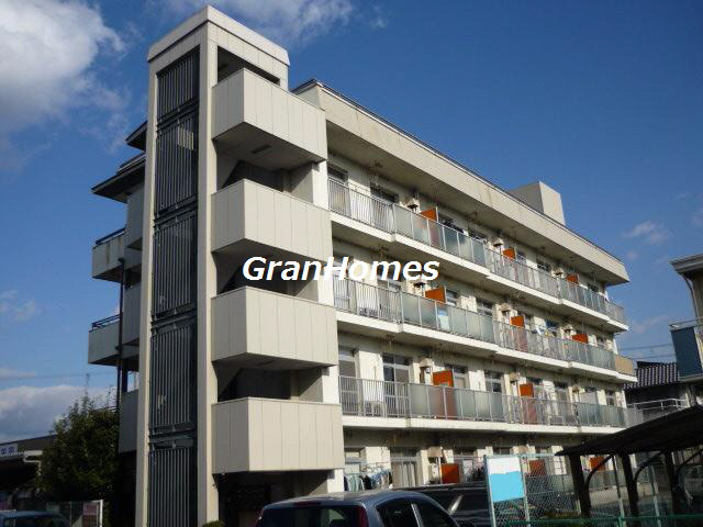 龍野ハイツの外観