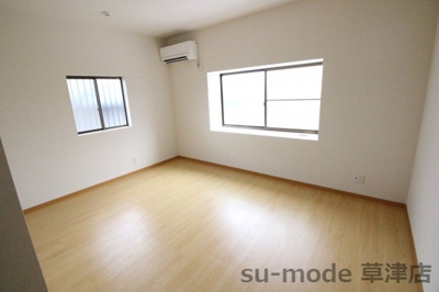 【居間・リビング】 | ヴィラヤマモト