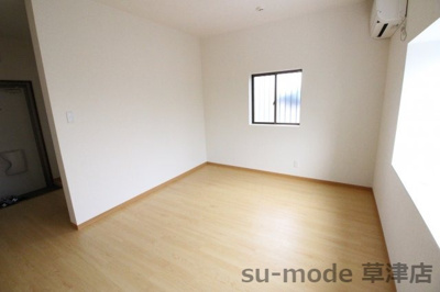 【居間・リビング】 | ヴィラヤマモト