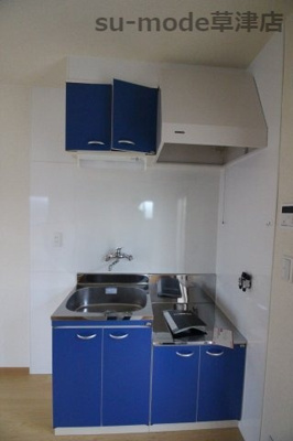 【キッチン】 | ヴィラヤマモト | お料理しやすいキッチンです