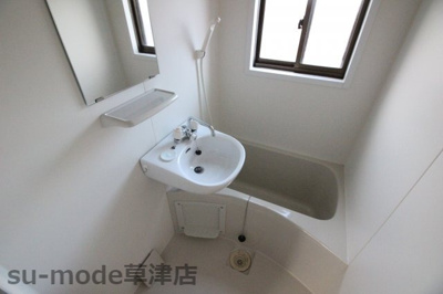 【浴室】 | ヴィラヤマモト | 日々の疲れを癒すお風呂付です