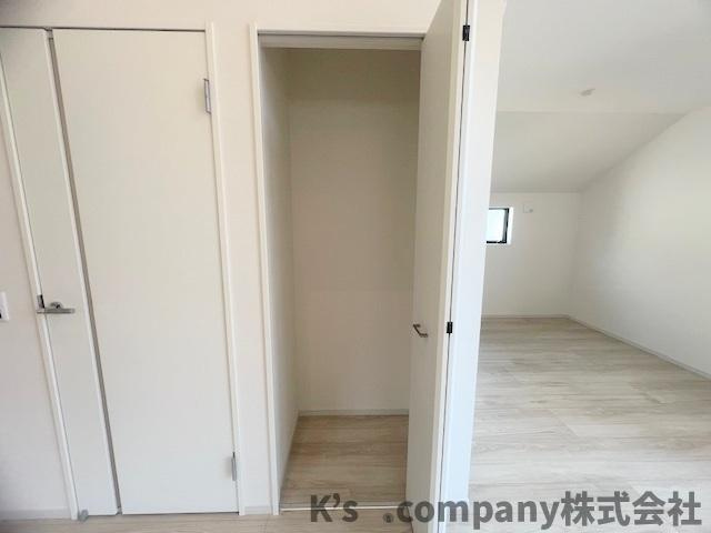 ◎藤沢市鵠沼海岸6丁目　新築戸建　１号棟の収納|あると嬉しいリビング収納☆急な来客でも対応できます♪