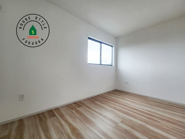 古賀市花見東3丁目第3-2棟（2号棟）　の子供部屋|穏やかな光が差し込む室内には、穏やかな時間が流れます。