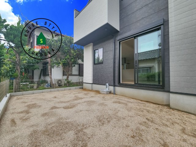 古賀市花見東3丁目第3-2棟（2号棟）　の庭|お庭で自由な時間を過ごせます。