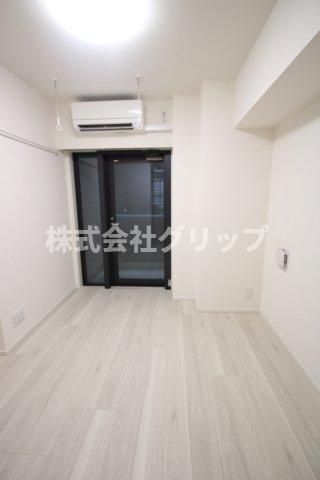 コンフォリア・リヴ横浜平沼の寝室