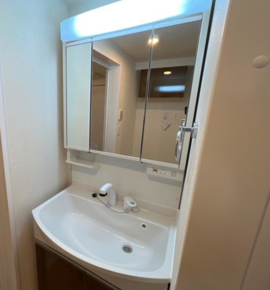 THE　BLOSSOM　新栄　名古屋市賃貸　仲介手数料無料の洗面所