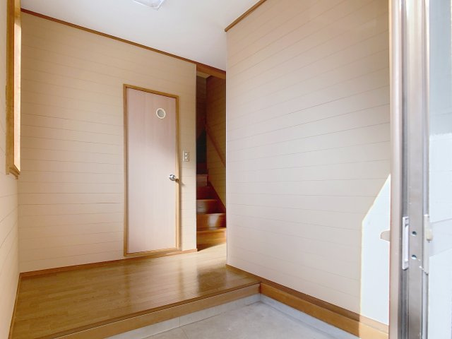 青田5丁目9ｰ23戸建て貸家の内装