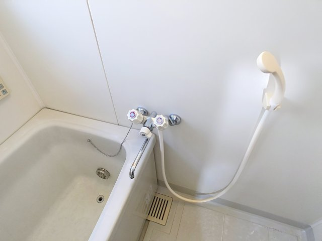 青田5丁目9ｰ23戸建て貸家の浴室