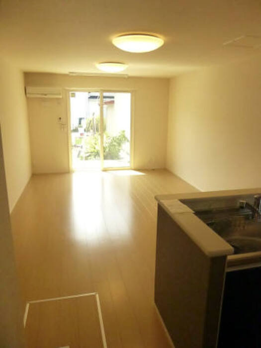 ハイム杉山Ａ棟の居間・リビング|イメージ写真です。