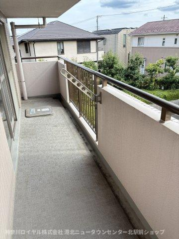 【バルコニー】