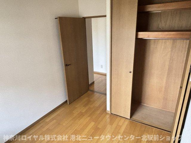 【寝室】