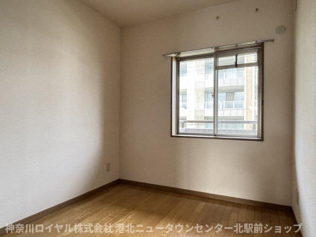 【寝室】