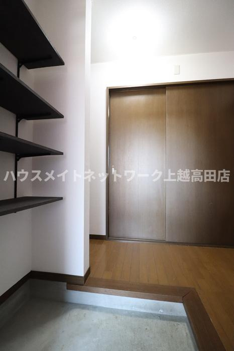 J'sパレス（ジェイズパレス）の玄関|玄関