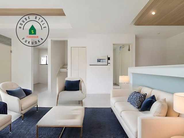 福岡市南区花畑3丁目第4-1棟（1号棟）　の居間・リビング|明るく開放的なリビングダイニングは豊かな陽光が注ぎ込み、やすらぎの空間を演出してくれます。ご家族で楽しいひとときをお過ごし下さい。※家具はCGを合成したものです。