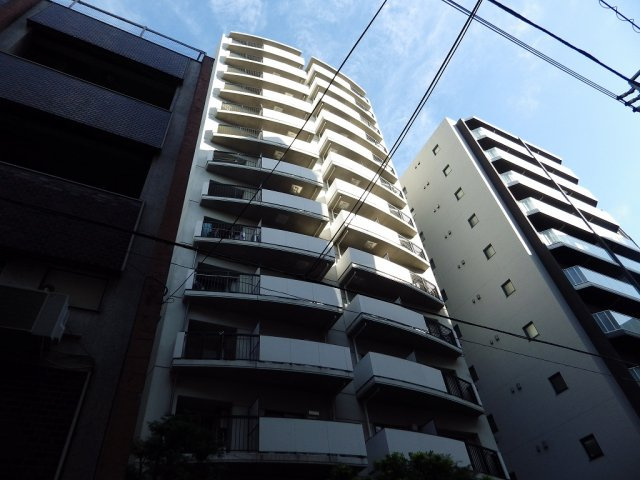 アルモニー御茶ノ水の外観