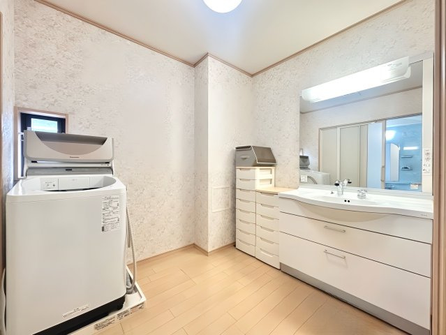 中川区野田1丁目戸建の洗面所