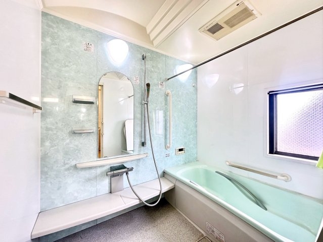 中川区野田1丁目戸建の浴室