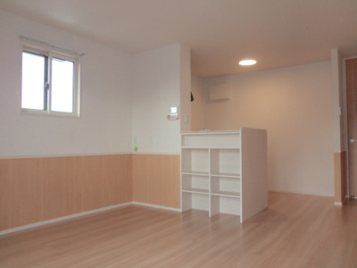 【居間・リビング】 | フロレゾン B棟 | 居間です