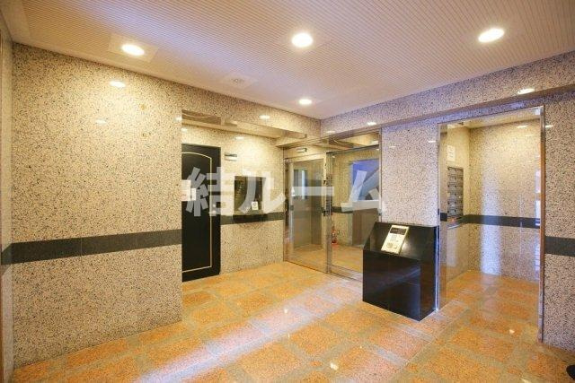 中野区中央３丁目の賃貸マンションのロビー