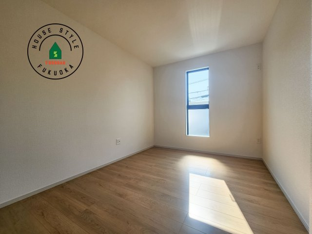 糸島市潤3丁目第3-5棟（3号棟）　の洋室|採光良好な洋室は全居室、複層ガラスの遮熱効果と断熱効果で、一年中快適に過ごせます。