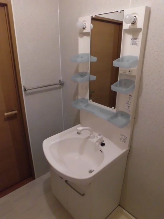 ヴェルドミールの洗面所|忙しい朝には欠かせない洗面所です