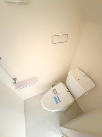 福生市熊川　新築戸建のトイレ