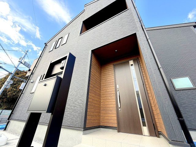 福生市熊川　新築戸建の外観