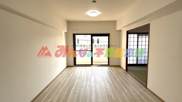 アーバンパレス諏訪野の居間・リビング