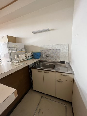 読売高野ビルのキッチン