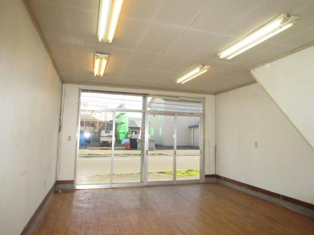 双葉町10-20貸店舗のその他