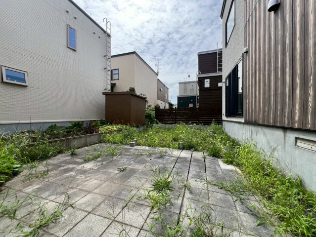 清田8条1丁目の庭|BBQやお子様用のビニールプールで水遊びなどもお楽しみ頂けます！