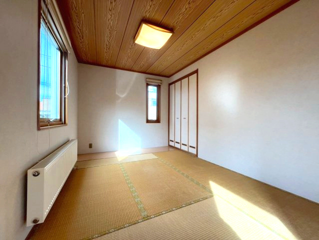 清田10条3丁目の和室|6.1帖の和室！