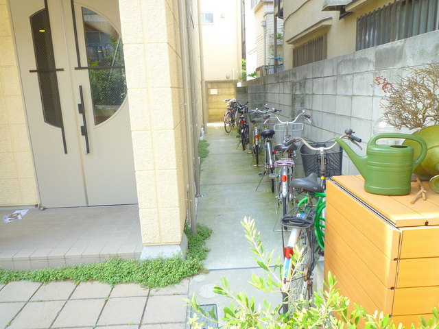 アカンサスのその他共用部分|★入居者専用駐輪場★