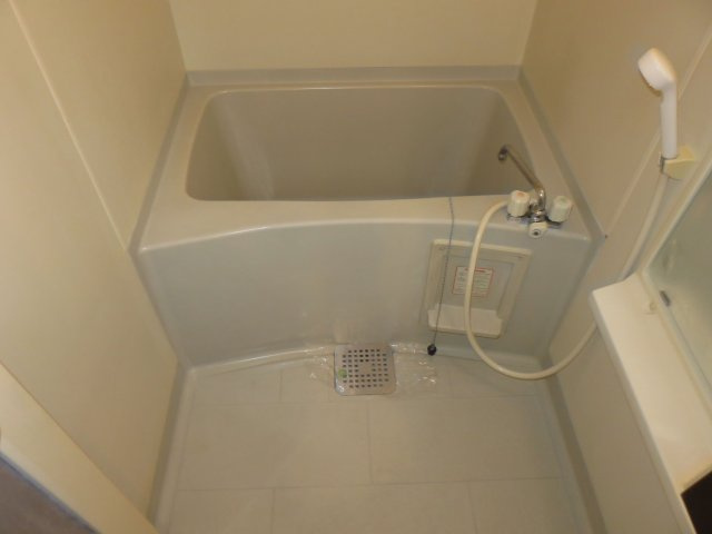 エムビル薬院の浴室