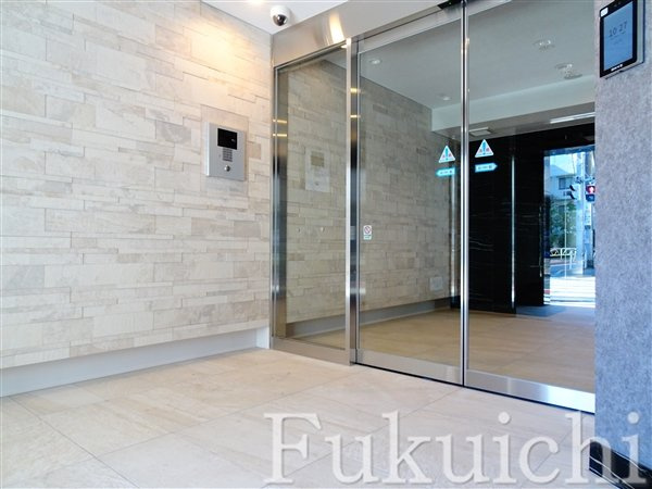 クレイシアIDZ学芸大学（アイズ）のエントランス