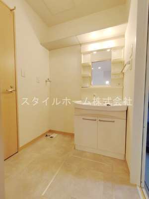 【洗面所】 | セルリアンコートE