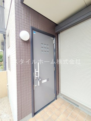 【玄関】 | セルリアンコートE