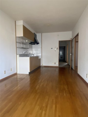 スイート米田（住居）の居間・リビング