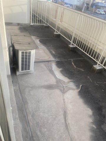 名古山プラザのバルコニー