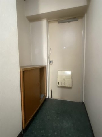 名古山プラザの玄関