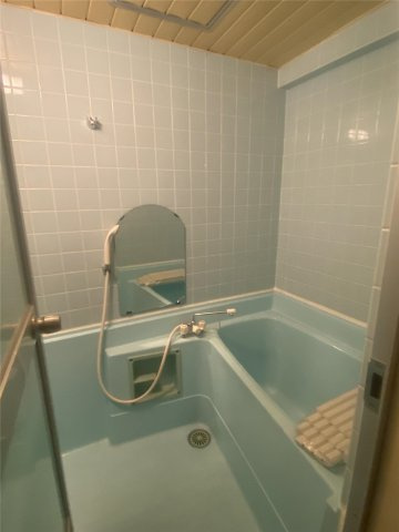 名古山プラザの浴室