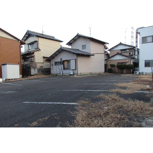 境田駐車場３