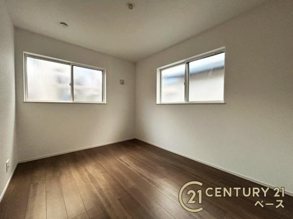 ファーストタウン壱分町 １号棟 ／新築一戸建の洋室|■現地撮影写真■２面採光で明るい洋室です！