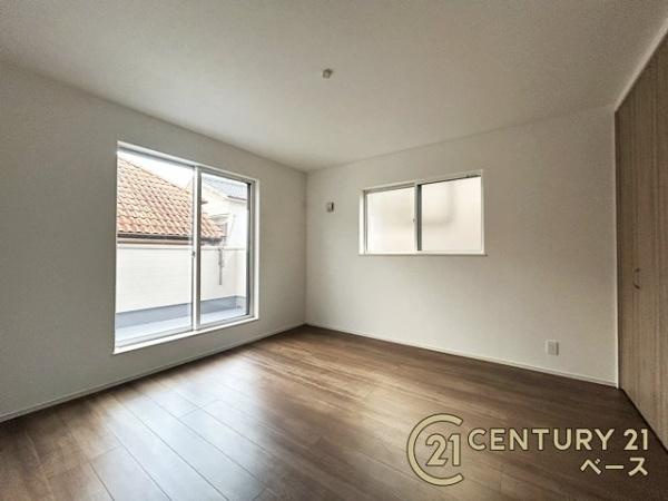 ファーストタウン壱分町 １号棟 ／新築一戸建の洋室|■バルコニーに面した開放感のあるお部屋です！